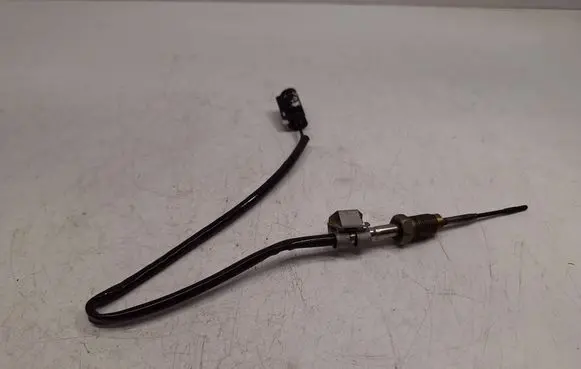 BMW 2 F22 F23 Exhaust gas temperature sensor 8570234 13628570234