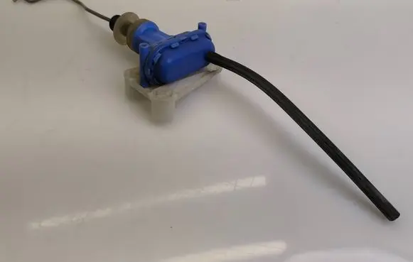 Audi 80 90 B3 Central locking vacuum pump 893862153D