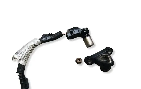 Volvo S60 Crankshaft position sensor 30637803