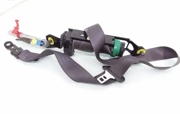 Volvo S60 Front seatbelt 30662993