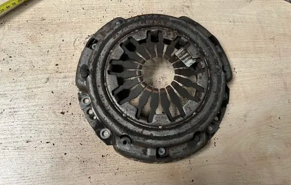Renault Clio III Pressure plate 