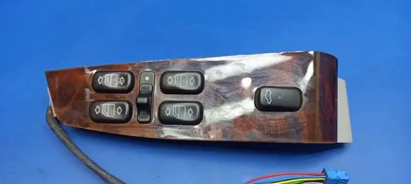 Mercedes-Benz S W220 Electric window control switch