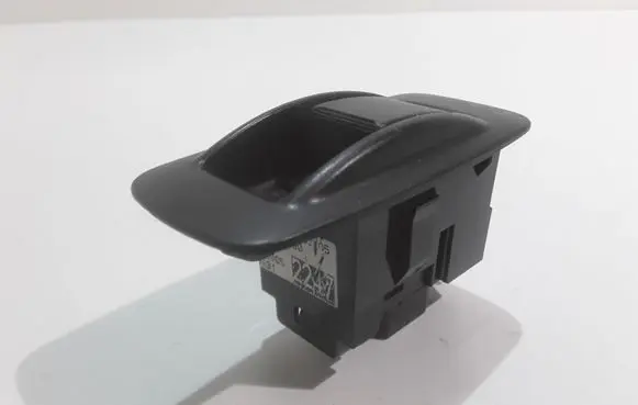 Toyota Corolla Verso AR10 Electric window control switch 54035228