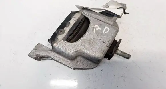 Mini Cooper Countryman R60 Engine mount bracket 6778645
