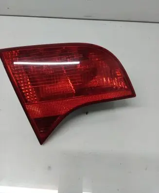 Audi A4 S4 B7 8E 8H Tailgate rear/tail lights 8E9945093 484501 ULO749001