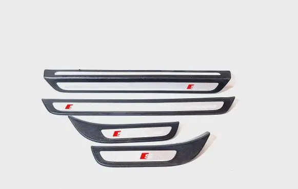 Audi Q5 SQ5 sill trim set (inner) 8R0853374F 8R0853374 8R0853373F