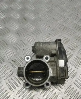 Opel Astra J Throttle valve 55570009DB