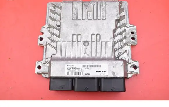 Volvo V40 Engine control unit/module ECU 31355712