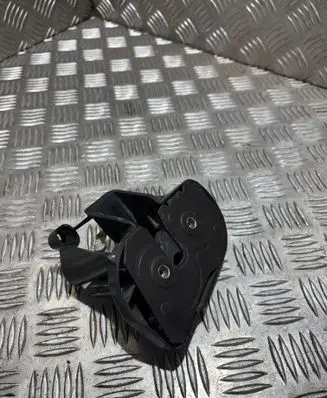 Volkswagen Transporter - Caravelle T5 Sliding door lock 7H0843604