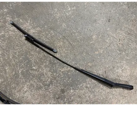 Skoda Citigo Front wiper blade arm 1S1955409B