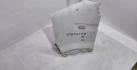 Nissan Interstar Fender