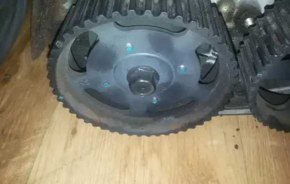 KIA Carnival Camshaft pulley/ VANOS 