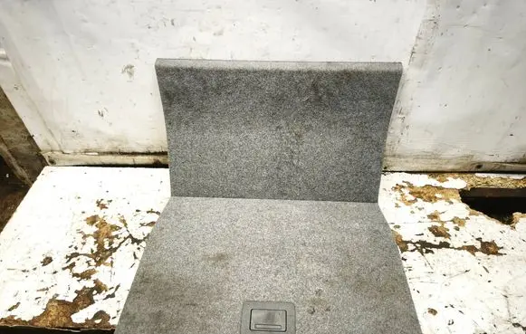 BMW 3 E92 E93 Trunk/boot floor carpet liner 7059233