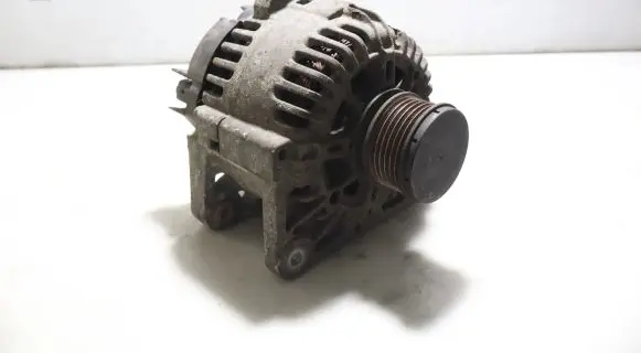 Renault Clio III Generator/alternator