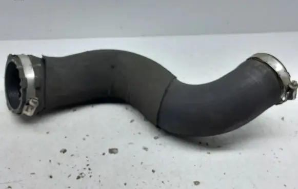 Audi A4 S4 B8 8K Intercooler hose/pipe 8K0145737J