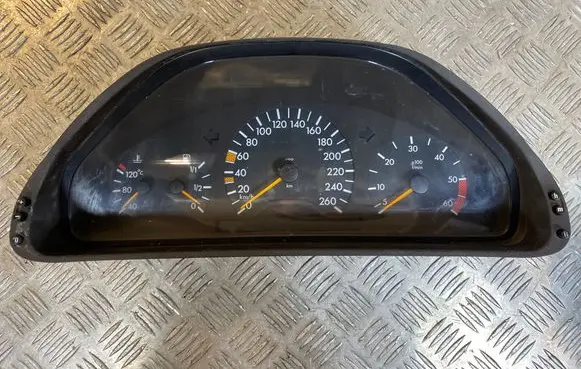 Mercedes-Benz E W210 Speedometer (instrument cluster) 2105409647 110008327016