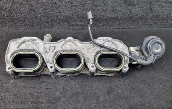 Audi A6 Allroad C6 Fuel main line pipe 06E130090F 06E133110AB