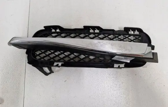 Jaguar XF Front bumper lower grill 8X23-15K233-BC