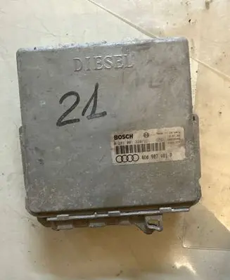 Audi A6 S6 C4 4A Engine control unit/module 4A0907401P 0281001320