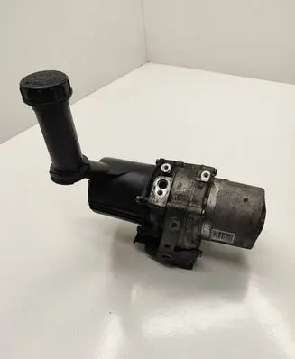 Peugeot 5008 Power steering pump 9806435680