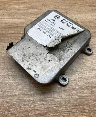 Skoda Fabia Mk1 (6Y) Airbag control unit/module 6Q0909605H 5WK42950 SME
