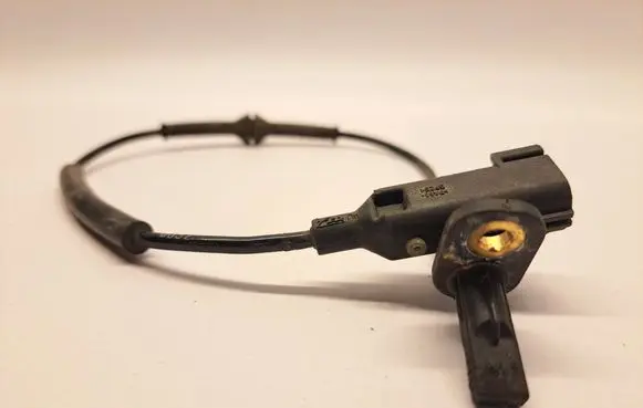 Jaguar XF X250 ABS rear brake sensor 9W832B372AB