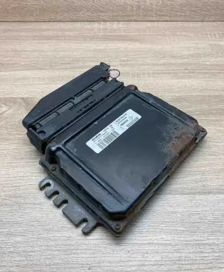 Renault Scenic I Engine control unit/module ECU 8200162378 S110115000 8200029658