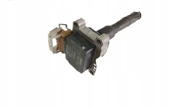 BMW 7 E38 High voltage ignition coil 1703359