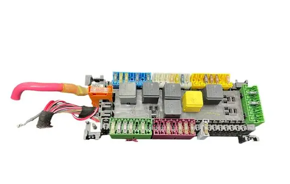 Mercedes-Benz GLE (W166 - C292) Fuse module A1669061202