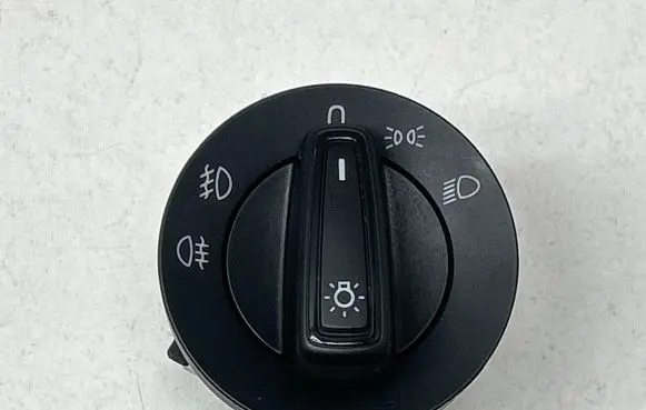 Skoda Octavia Mk3 (5E) Light switch 5E0941431F 10095090