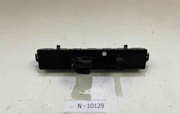 Peugeot 3008 I A set of switches 10033756