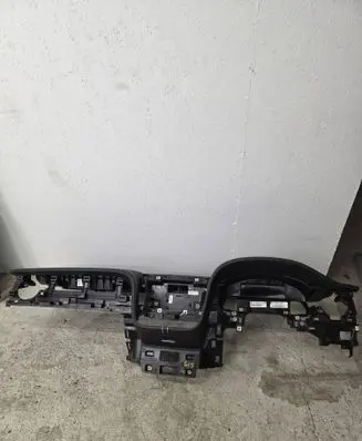 Bentley Bentayga Dashboard 36C857004 2VAUG2020