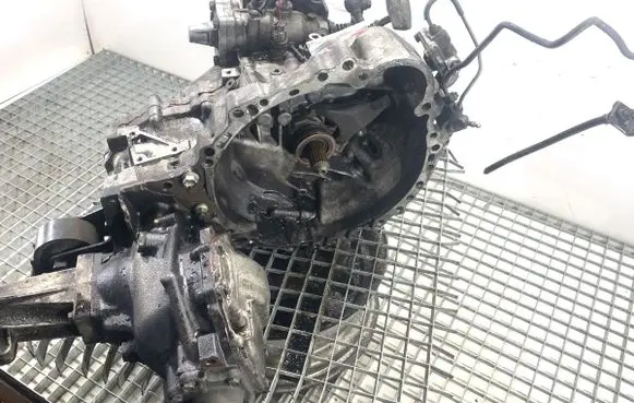 Toyota RAV 4 (XA20) Manual 5 speed gearbox 