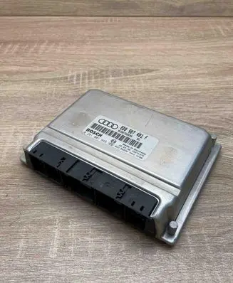 Audi A4 S4 B5 8D Engine control unit/module ECU 8D0907401F 0281001945