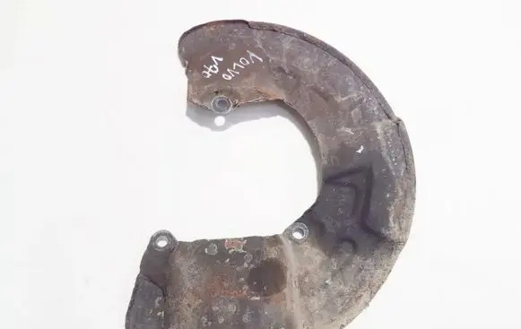 Volvo V70 Front brake disc dust cover plate 