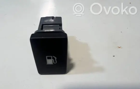 Toyota C-HR I Fuel tank opening switch 15D936