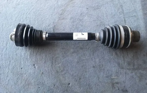 Porsche Macan (95B) Front driveshaft 8K0407285E