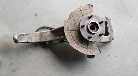 Jeep Grand Cherokee (WK) Front wheel hub 2008R
