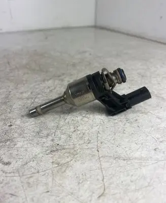 Skoda Yeti (5L) Fuel injector 03F906036B