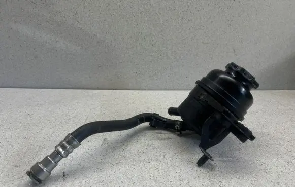 BMW X1 E84 Power steering fluid tank/reservoir 6768094 0637110 A66GF25