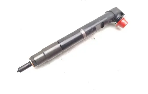 Mercedes-Benz GLA W156 Fuel injector A6510702387 28272472