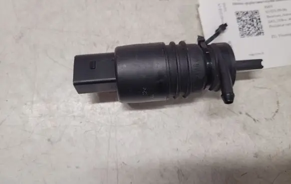 Windscreen/windshield washer pump