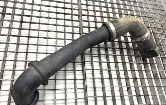 Skoda Rapid (NH) Air intake hose/pipe 04L145762AM