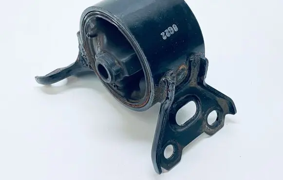 Mitsubishi Lancer X Engine mount bracket MN184356