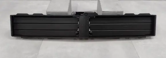 BMW X1 U11 Radiator trim T403373