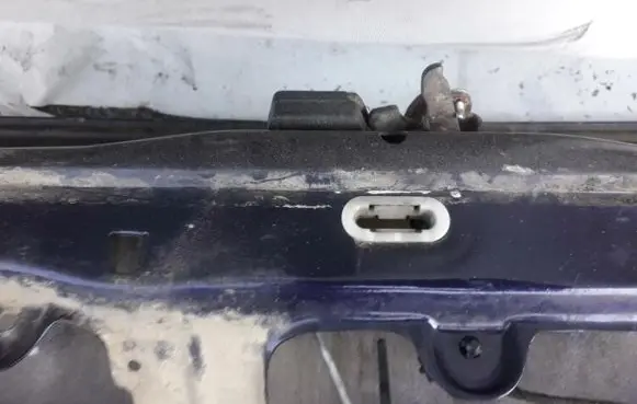 Volkswagen Golf III Tailgate/trunk/boot lock/catch/latch