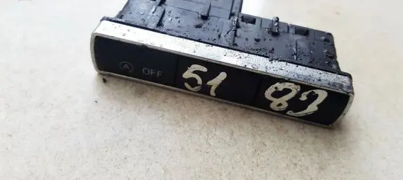Ford Fiesta Other switches/knobs/shifts 1BTD3L0B