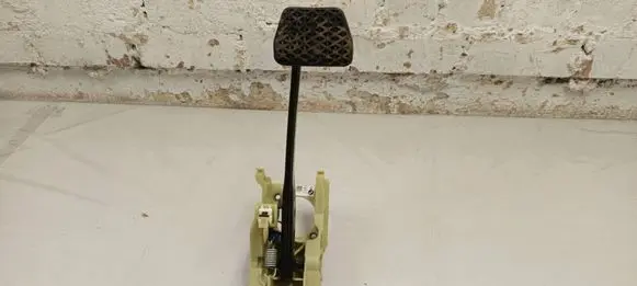BMW X6 F16 Brake pedal 6791901 11092018 4010404C