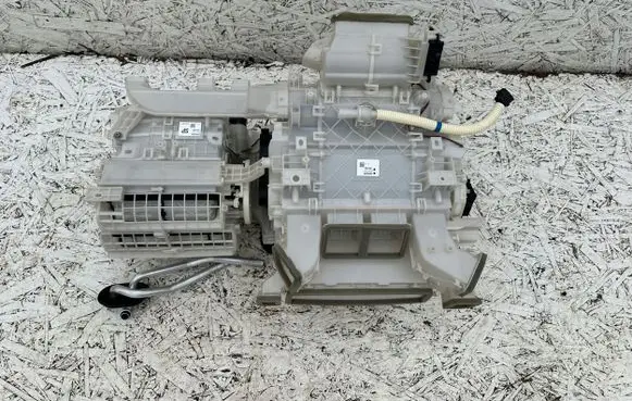 Toyota RAV 4 (XA50) Interior heater climate box assembly 