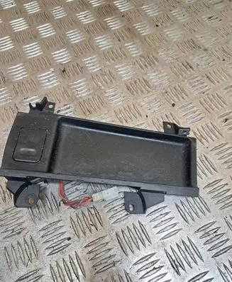 BMW 5 E39 Cigarette lighter trim 8159694